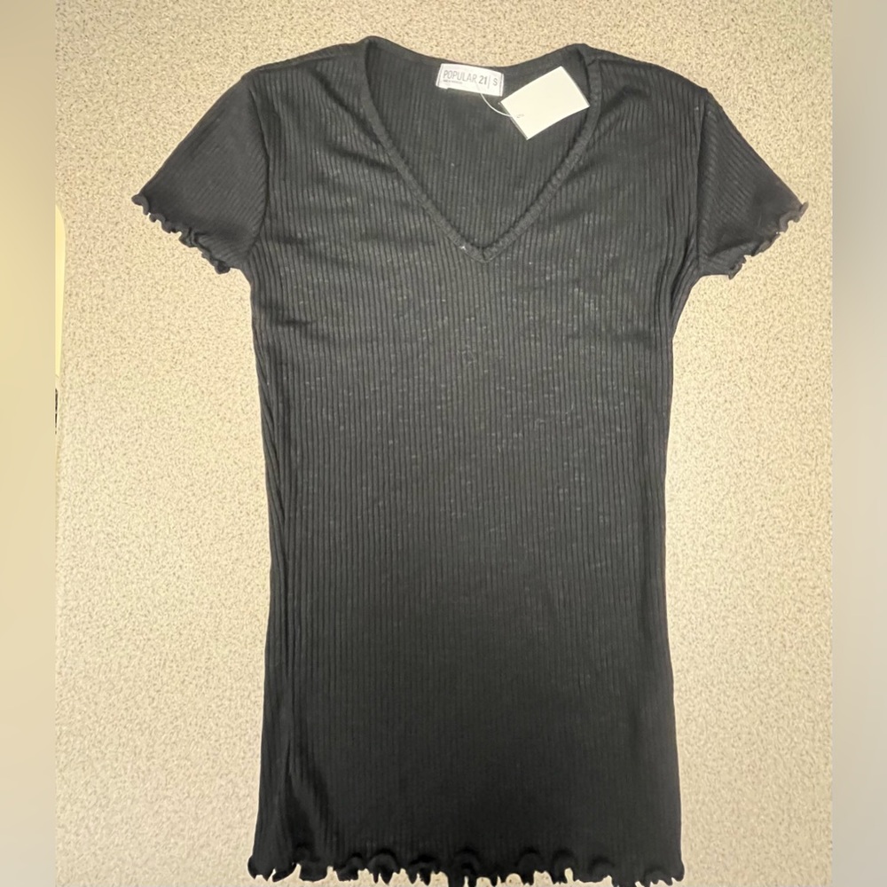 Popular 21 black BRAND NEW WT black long crop top size S